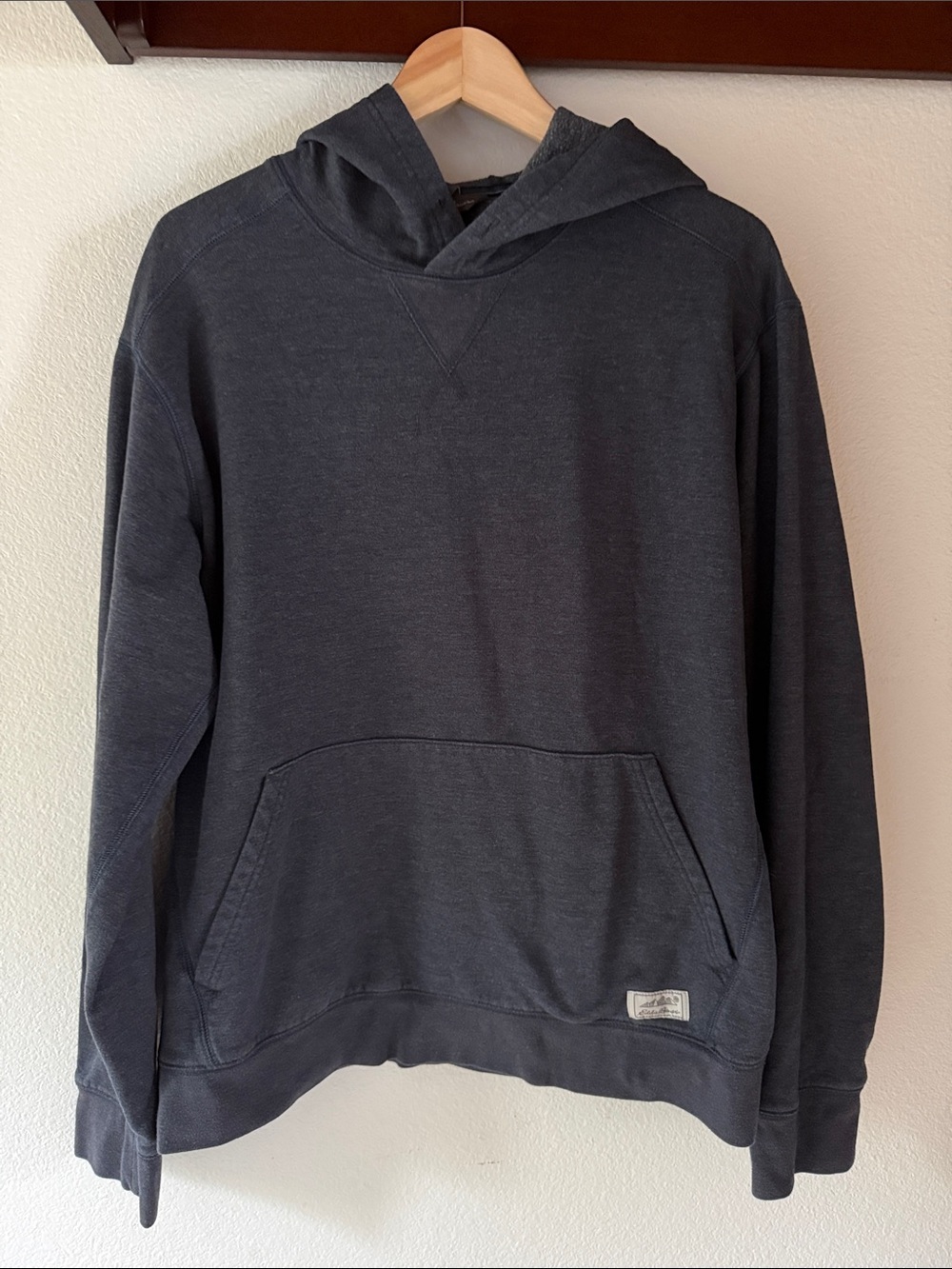 Eddie Bauer Men’s Everyday PO Hooded Pullover Sweatshirt, Navy, Size L